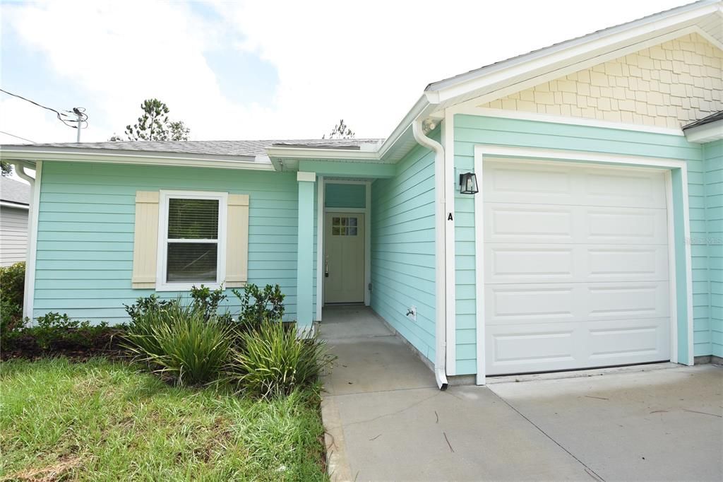 Recently Rented: $1,800 (3 beds, 2 baths, 1280 Square Feet)