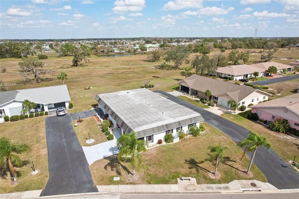 Active With Contract: $219,900 (2 beds, 2 baths, 1516 Square Feet)