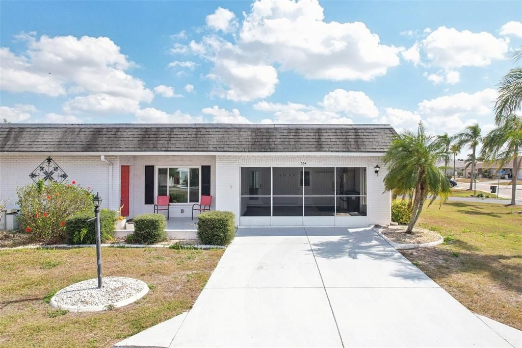 Active With Contract: $219,900 (2 beds, 2 baths, 1516 Square Feet)