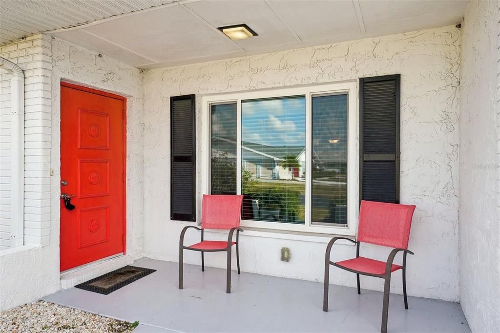 Active With Contract: $219,900 (2 beds, 2 baths, 1516 Square Feet)