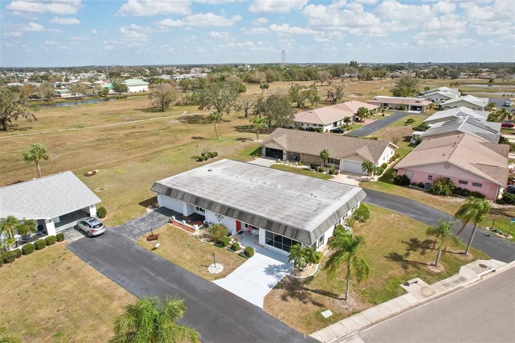 Active With Contract: $219,900 (2 beds, 2 baths, 1516 Square Feet)