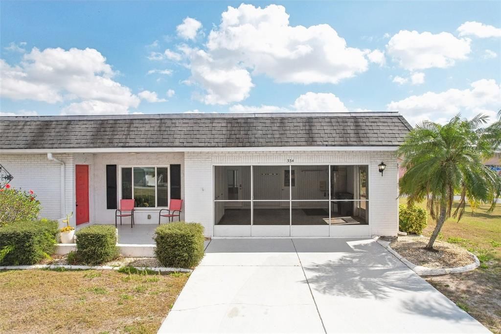 Active With Contract: $219,900 (2 beds, 2 baths, 1516 Square Feet)