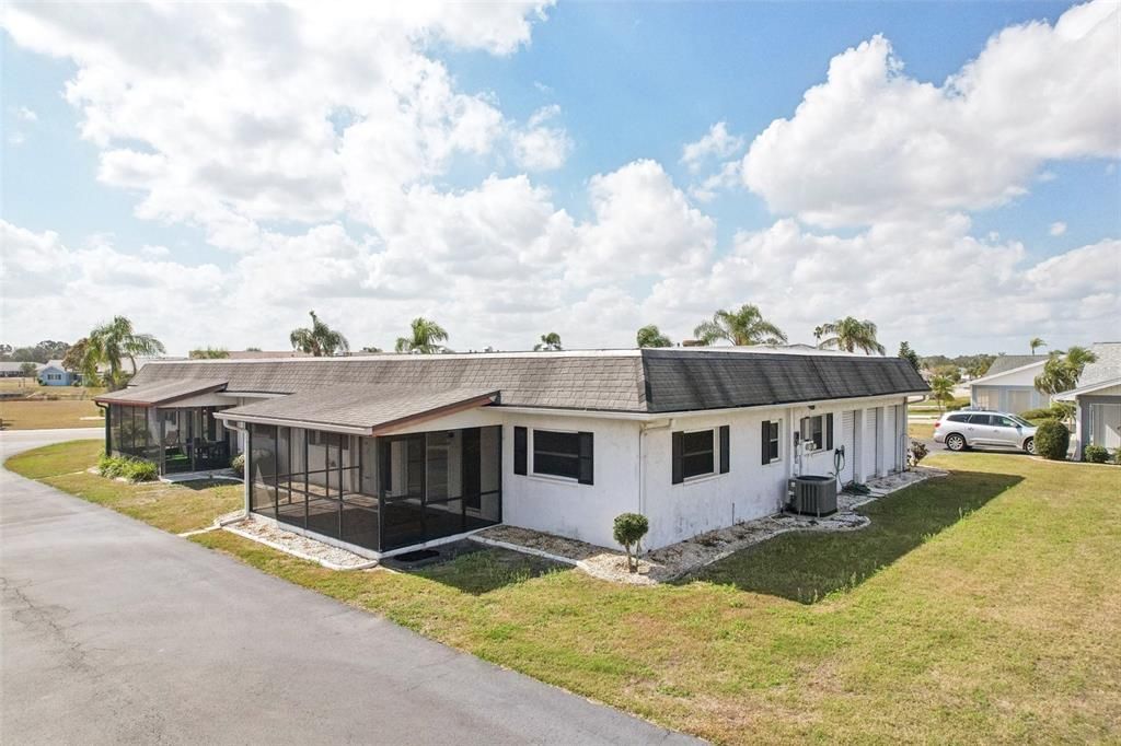 Active With Contract: $219,900 (2 beds, 2 baths, 1516 Square Feet)