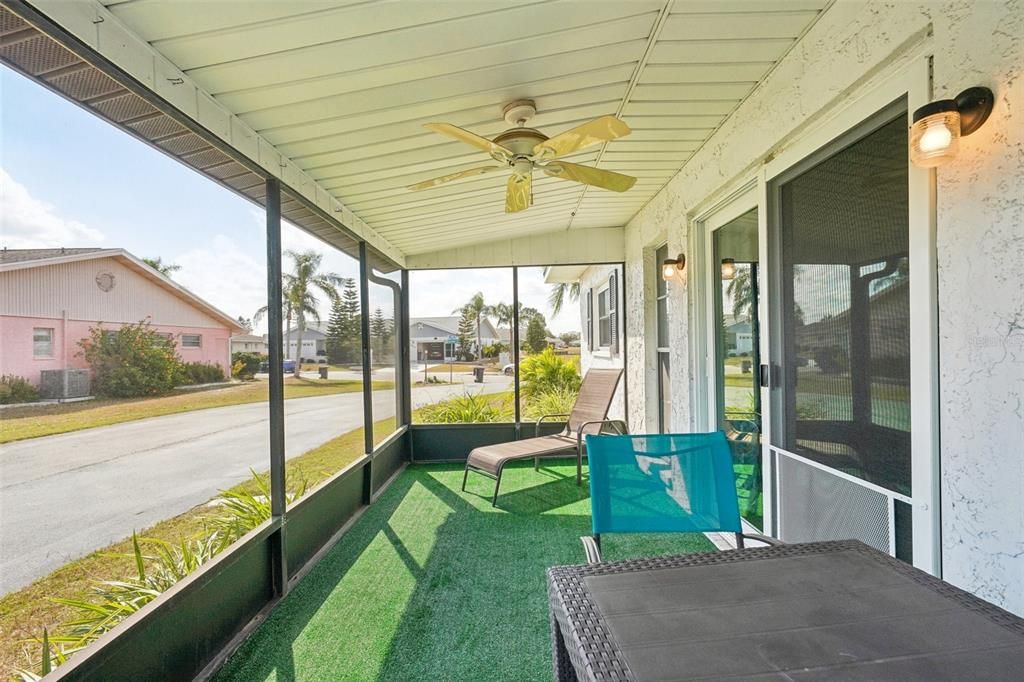 Active With Contract: $219,900 (2 beds, 2 baths, 1516 Square Feet)