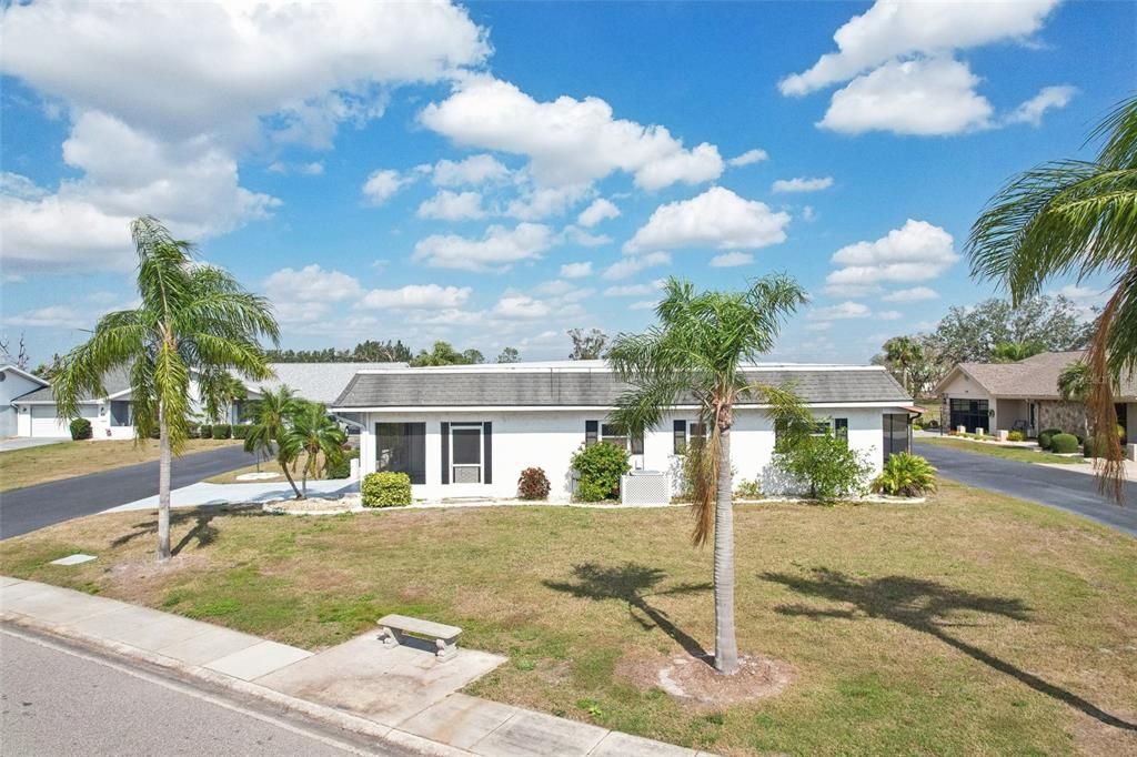 Active With Contract: $219,900 (2 beds, 2 baths, 1516 Square Feet)