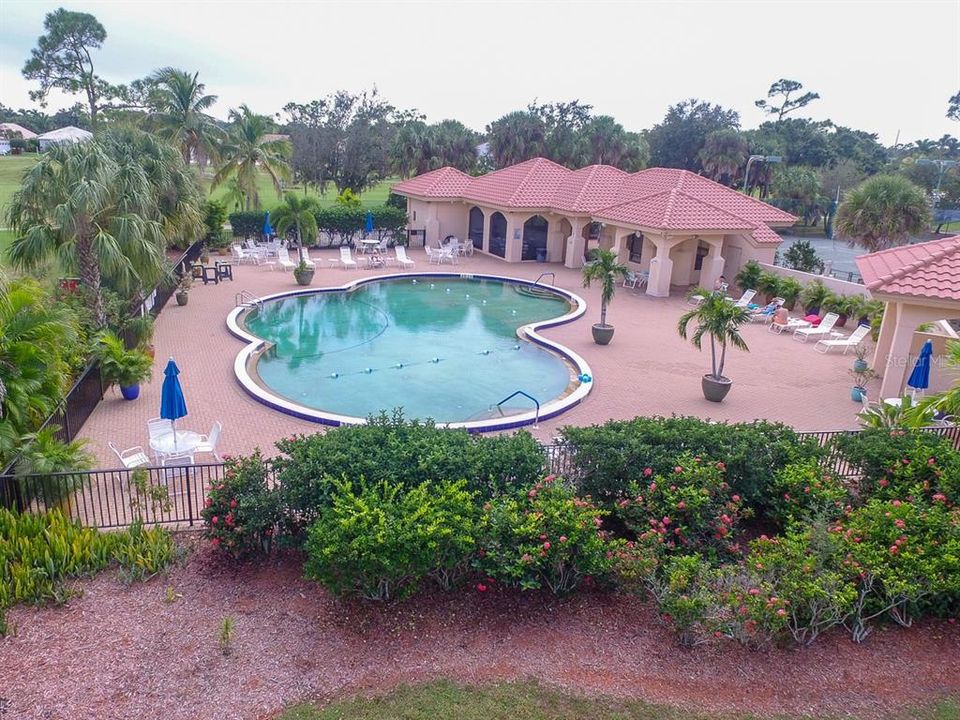 Под контрактом: $245,000 (2 спален, 2 ванн, 1390 Квадратных фут)