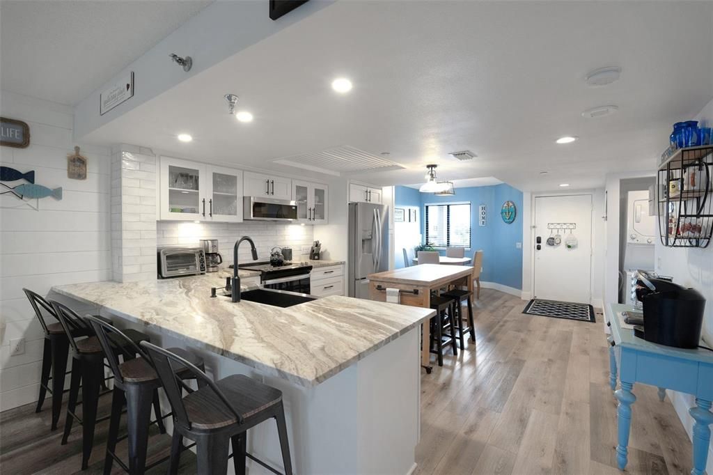 En Renta: $2,995 (3 camas, 2 baños, 1563 Pies cuadrados)