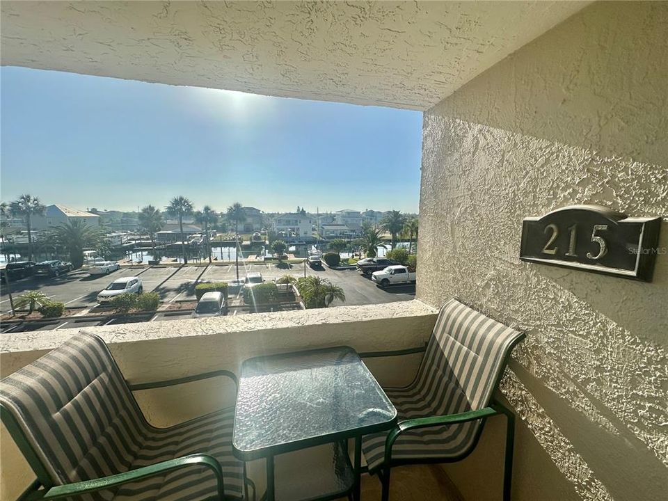 En Renta: $2,995 (3 camas, 2 baños, 1563 Pies cuadrados)