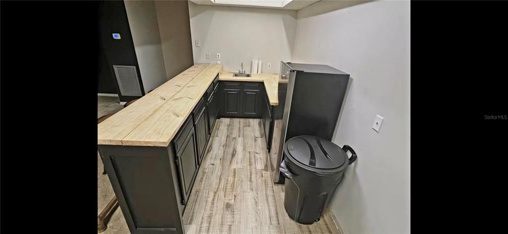 For Sale: $565,000 (4 beds, 3 baths, 4084 Square Feet)