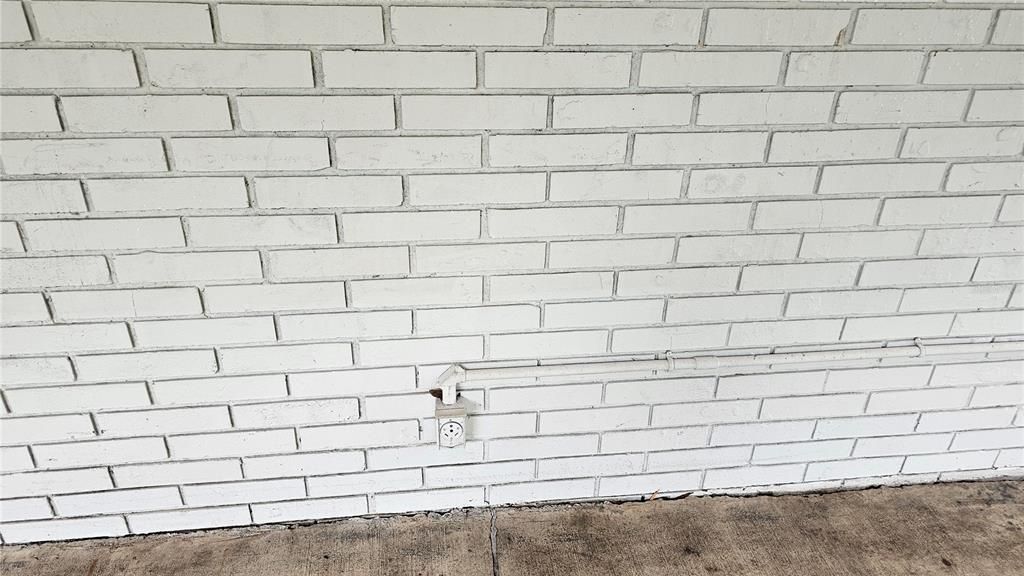 For Sale: $565,000 (4 beds, 3 baths, 4084 Square Feet)