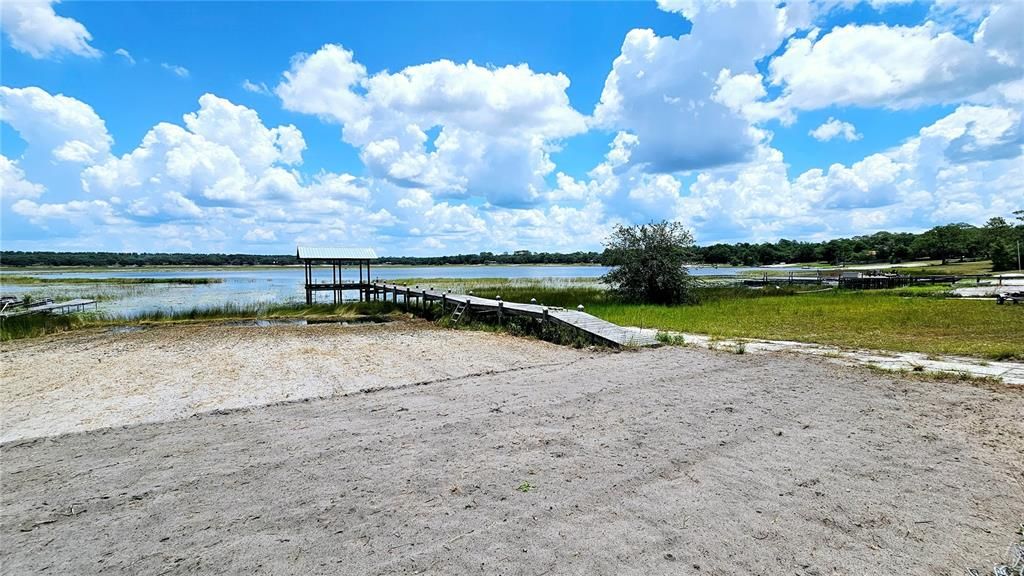 For Sale: $565,000 (4 beds, 3 baths, 4084 Square Feet)