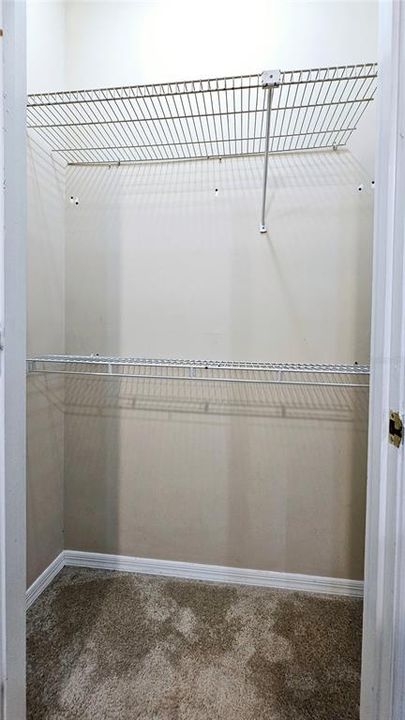 For Sale: $565,000 (4 beds, 3 baths, 4084 Square Feet)