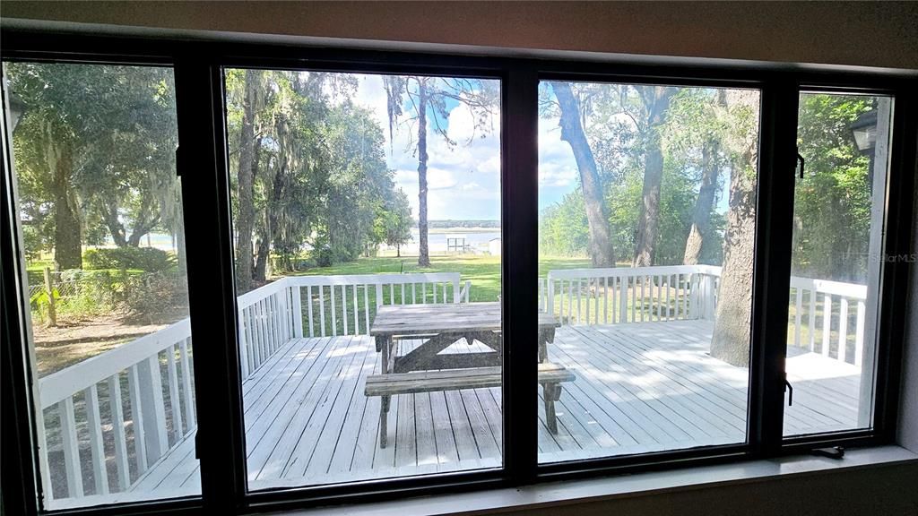 For Sale: $565,000 (4 beds, 3 baths, 4084 Square Feet)