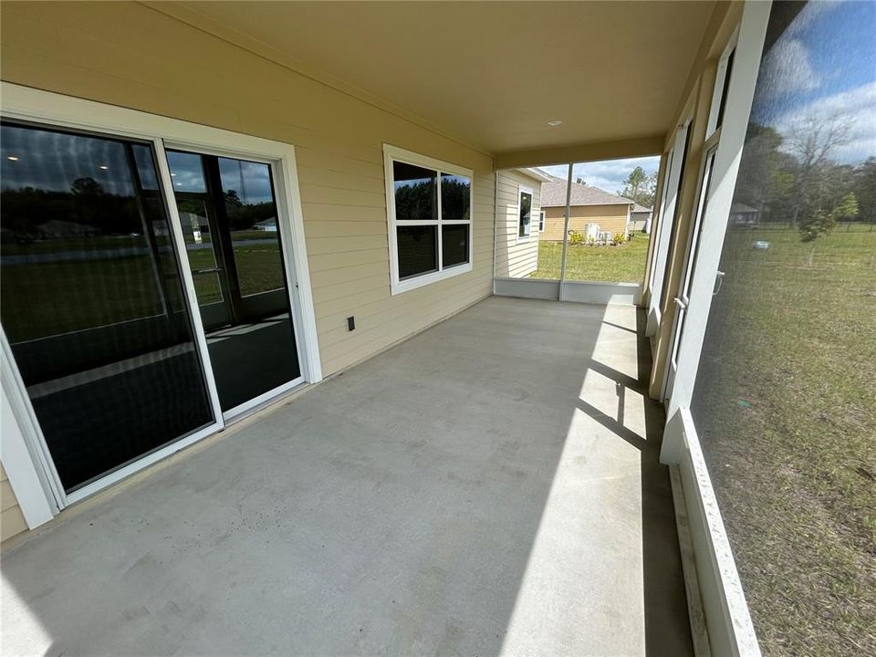 En Venta: $499,900 (3 camas, 2 baños, 2044 Pies cuadrados)