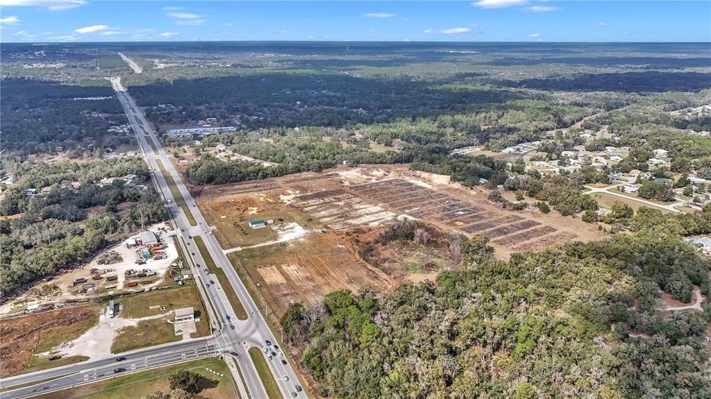 На продажу: $2,150,000 (6.32 acres)