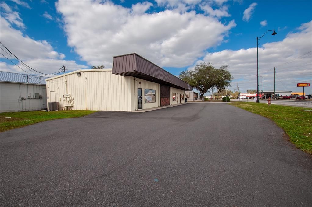 For Sale: $429,900 (0 beds, 0 baths, 3520 Square Feet)