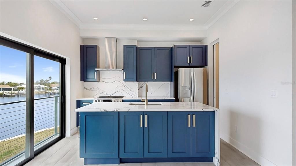 На продажу: $840,000 (4 спален, 2 ванн, 2396 Квадратных фут)