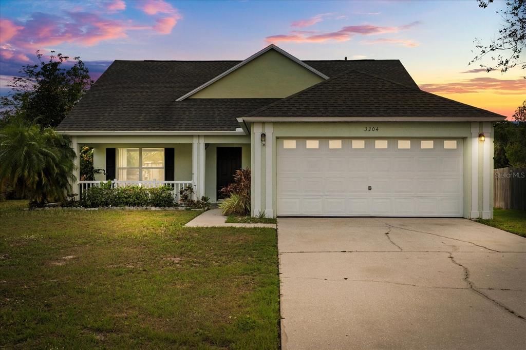 Recently Sold: $325,000 (3 beds, 2 baths, 1240 Square Feet)