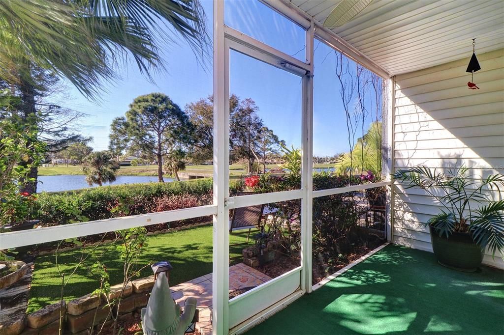 For Sale: $309,900 (2 beds, 2 baths, 1120 Square Feet)