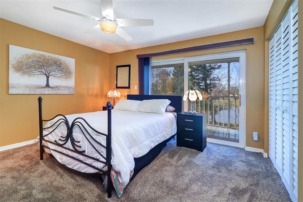 For Sale: $309,900 (2 beds, 2 baths, 1120 Square Feet)