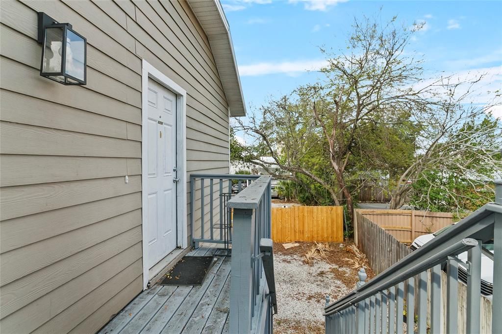 For Sale: $965,000 (6 beds, 4 baths, 3202 Square Feet)