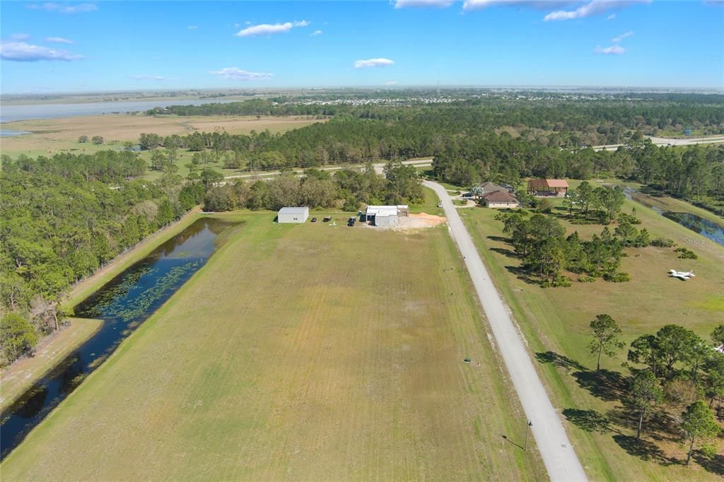 На продажу: $165,000 (0.91 acres)