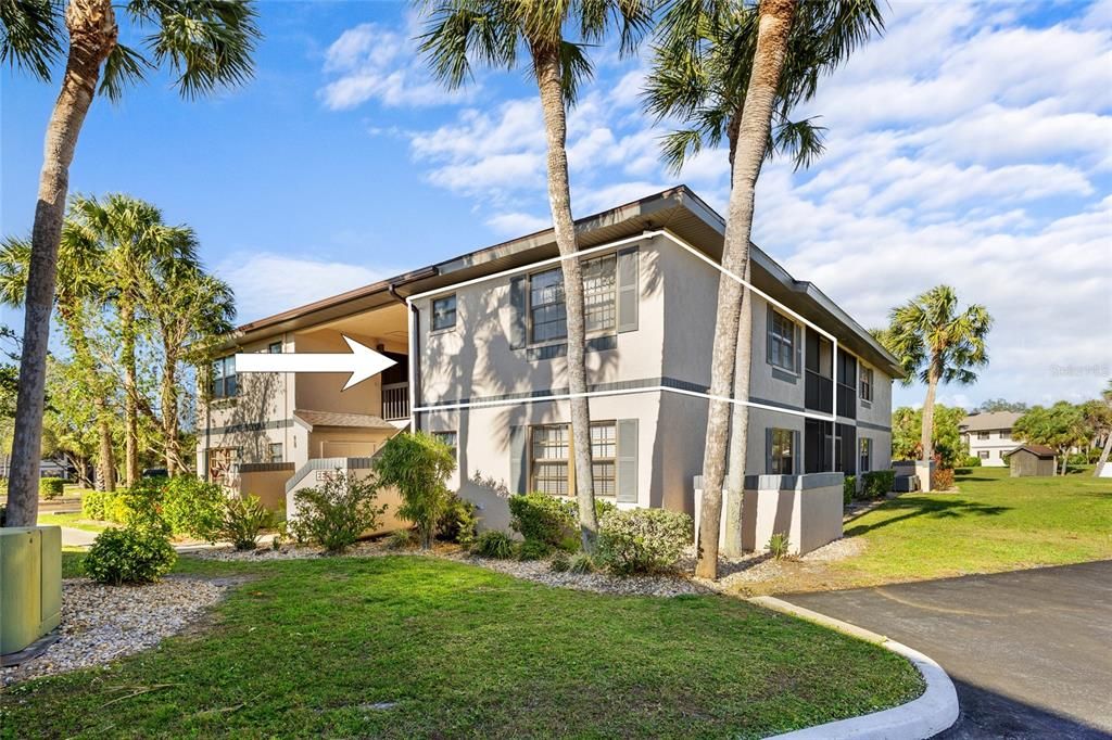 For Sale: $139,900 (2 beds, 2 baths, 899 Square Feet)