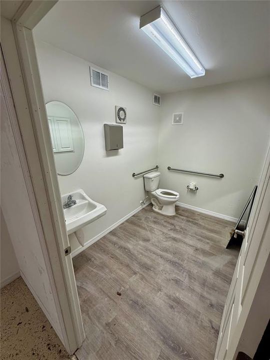 For Sale: $545,000 (0 beds, 0 baths, 2246 Square Feet)