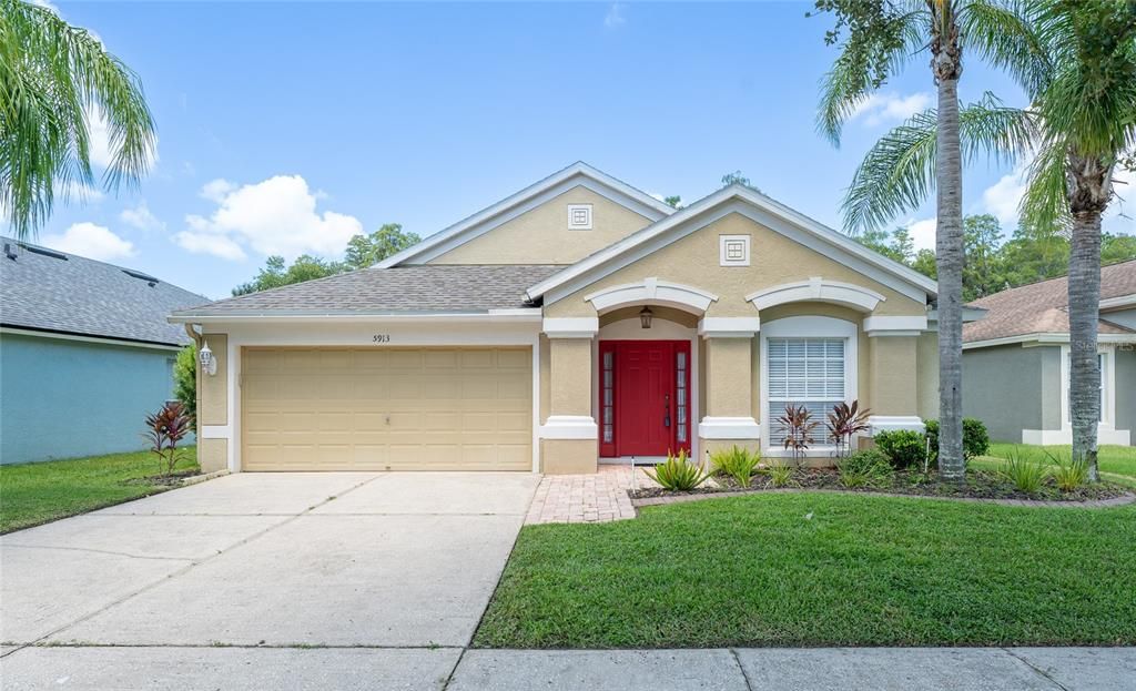 Recently Sold: $390,000 (4 beds, 2 baths, 1956 Square Feet)