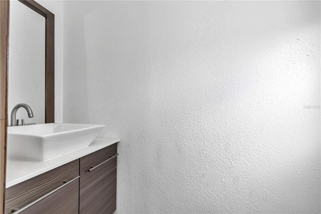 For Sale: $899,000 (0 beds, 0 baths, 964 Square Feet)