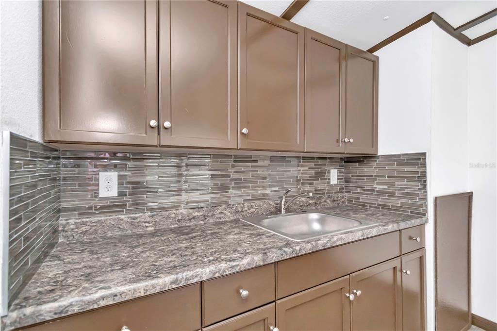 For Sale: $899,000 (0 beds, 0 baths, 964 Square Feet)