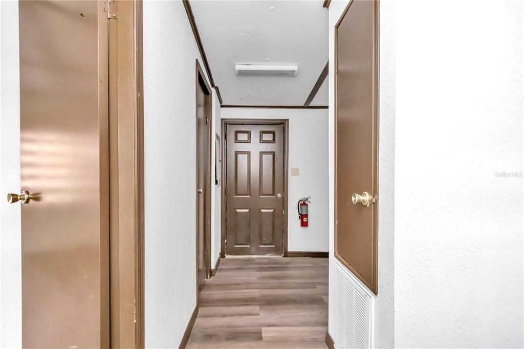 For Sale: $899,000 (0 beds, 0 baths, 964 Square Feet)