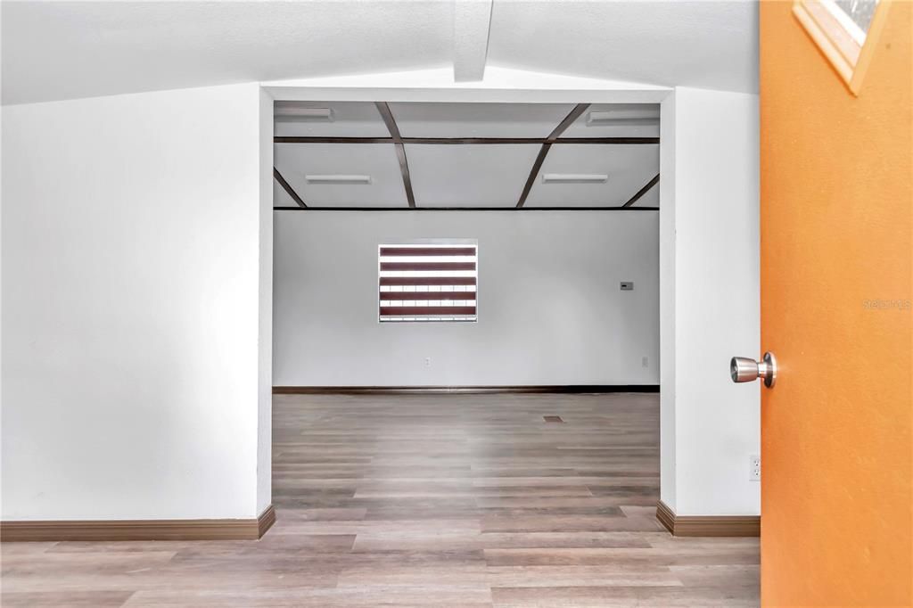 For Sale: $899,000 (0 beds, 0 baths, 964 Square Feet)