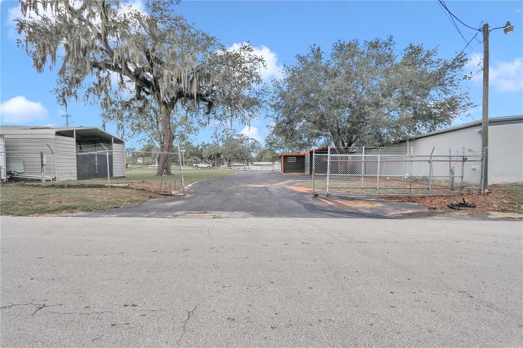 For Sale: $899,000 (0 beds, 0 baths, 964 Square Feet)