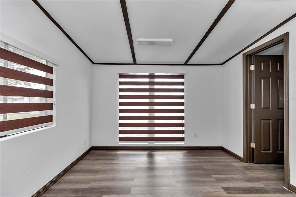 For Sale: $899,000 (0 beds, 0 baths, 964 Square Feet)