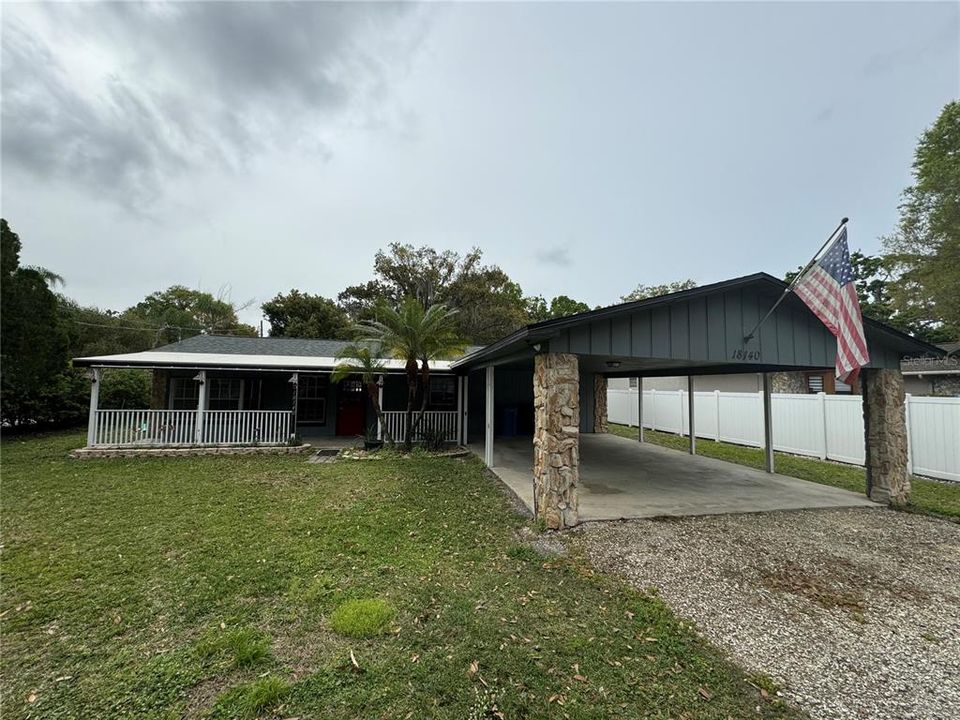 Recently Rented: $2,200 (3 beds, 2 baths, 1654 Square Feet)