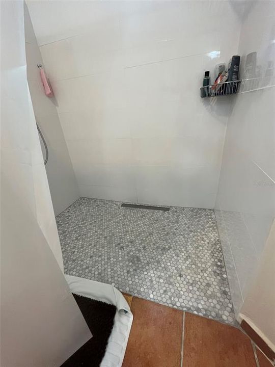 For Rent: $3,000 (2 beds, 2 baths, 1772 Square Feet)