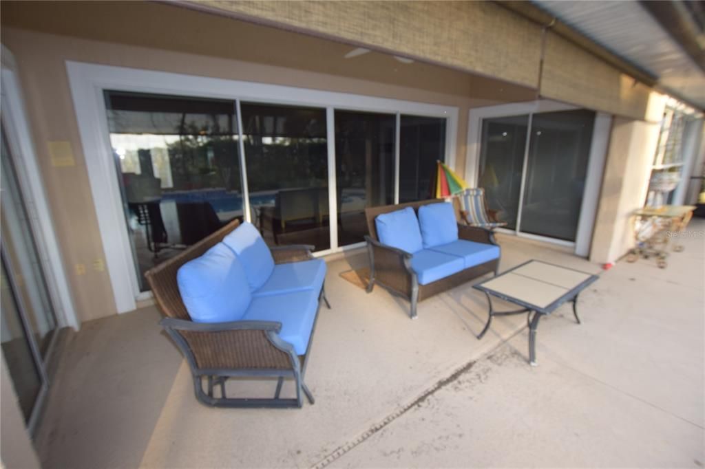 En Renta: $2,700 (3 camas, 2 baños, 2584 Pies cuadrados)