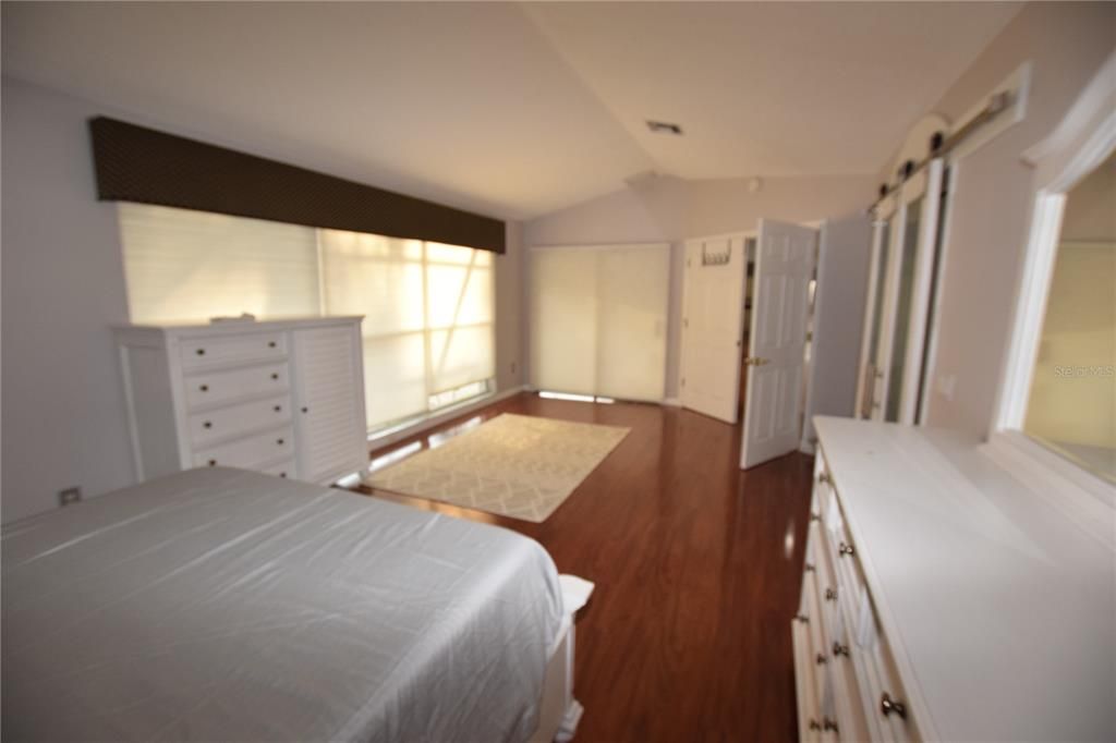 En Renta: $2,700 (3 camas, 2 baños, 2584 Pies cuadrados)