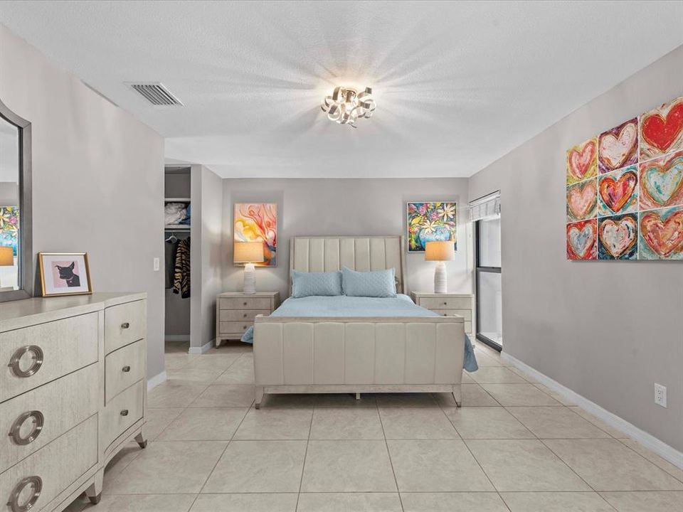 На продажу: $759,000 (2 спален, 2 ванн, 1360 Квадратных фут)