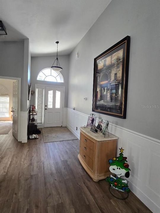 For Sale: $474,900 (3 beds, 2 baths, 1906 Square Feet)