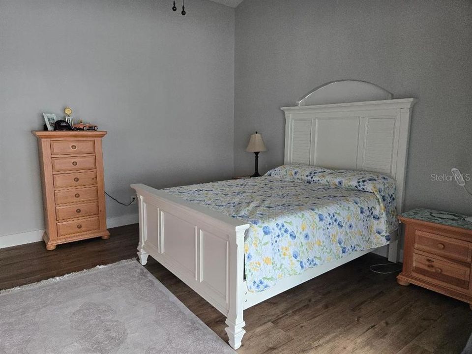 For Sale: $474,900 (3 beds, 2 baths, 1906 Square Feet)