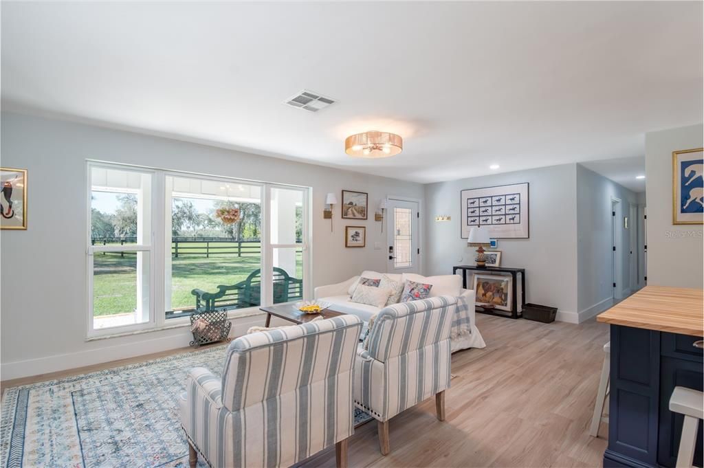 待售: $750,000 (3 贝兹, 2 浴室, 1457 平方英尺)