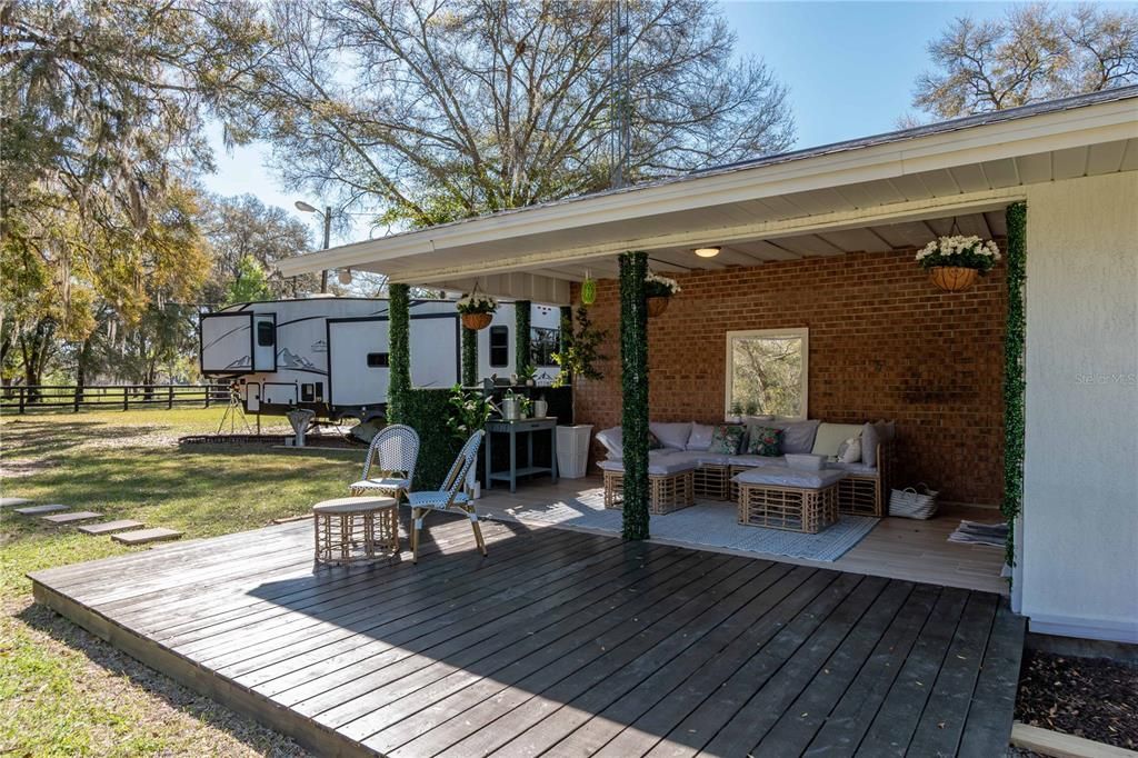 待售: $750,000 (3 贝兹, 2 浴室, 1457 平方英尺)