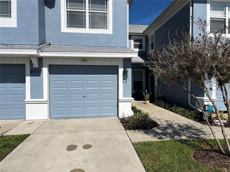 最近售出: $210,000 (3 贝兹, 2 浴室, 1429 平方英尺)