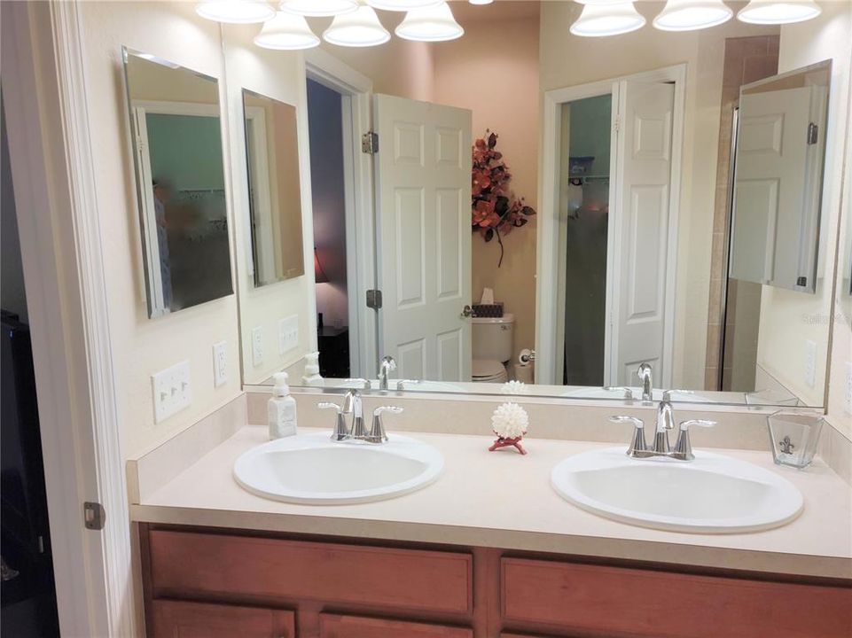 En Renta: $5,100 (3 camas, 2 baños, 1362 Pies cuadrados)