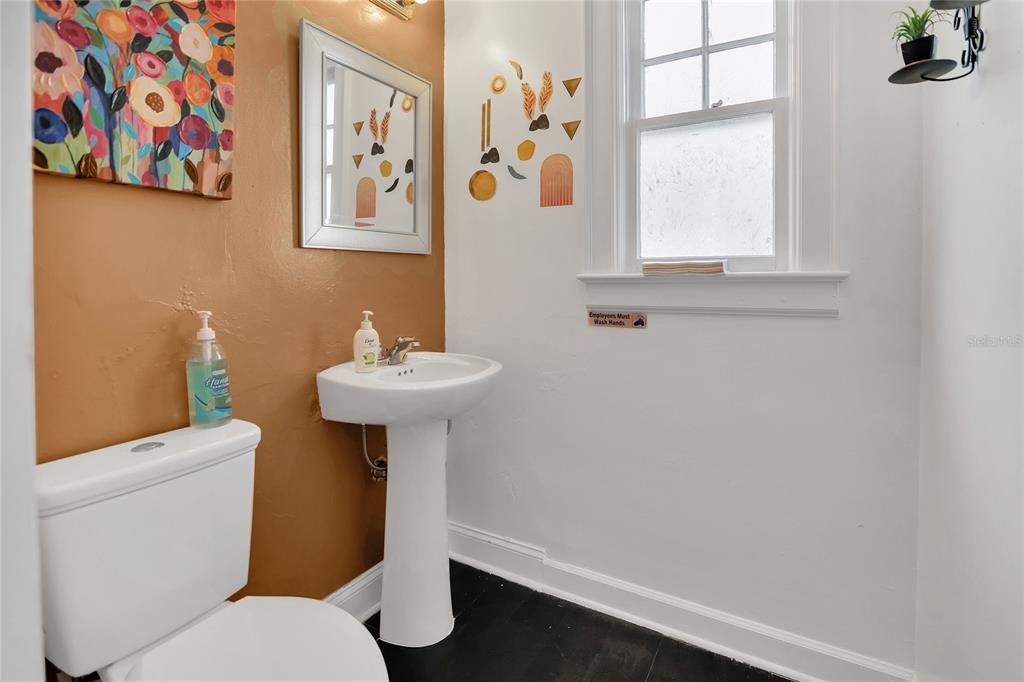 待售: $160,000 (0 贝兹, 0 浴室, 2638 平方英尺)