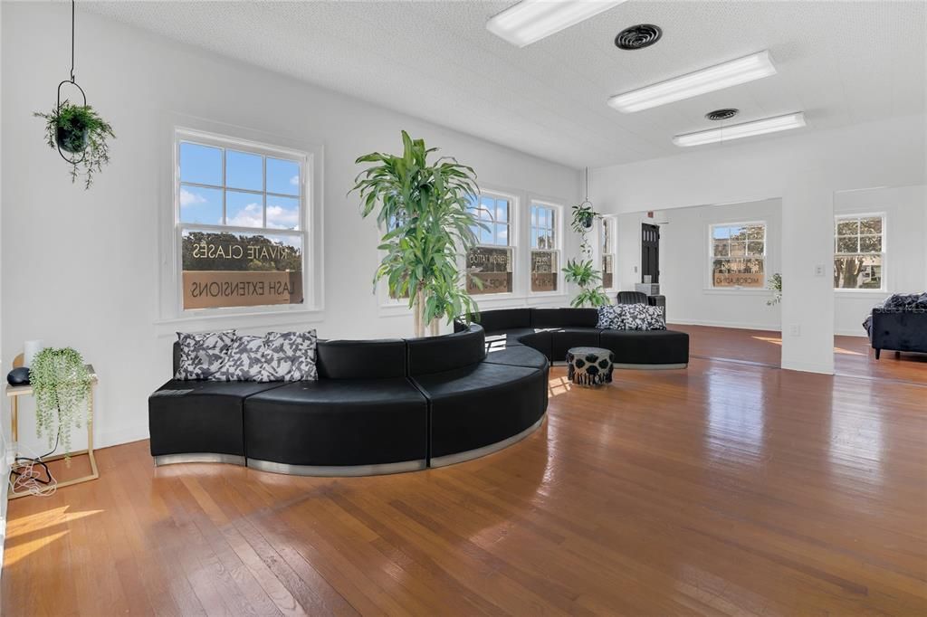 待售: $160,000 (0 贝兹, 0 浴室, 2638 平方英尺)