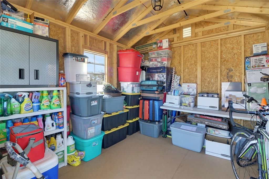 На продажу: $899,900 (3 спален, 2 ванн, 2744 Квадратных фут)