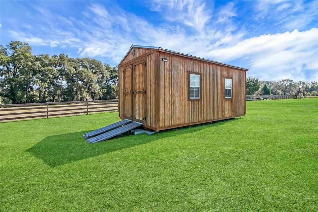 На продажу: $899,900 (3 спален, 2 ванн, 2744 Квадратных фут)